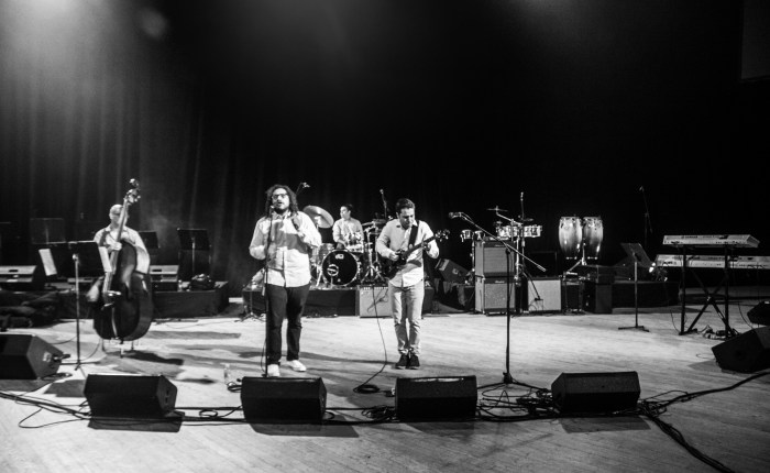 Un tuyero ilustrado y&nbsp;trasatlántico